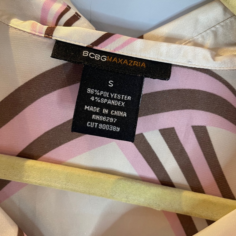 BCBG MAXAZRIA RETRO BUTTON DOWN - Picture 3 of 4